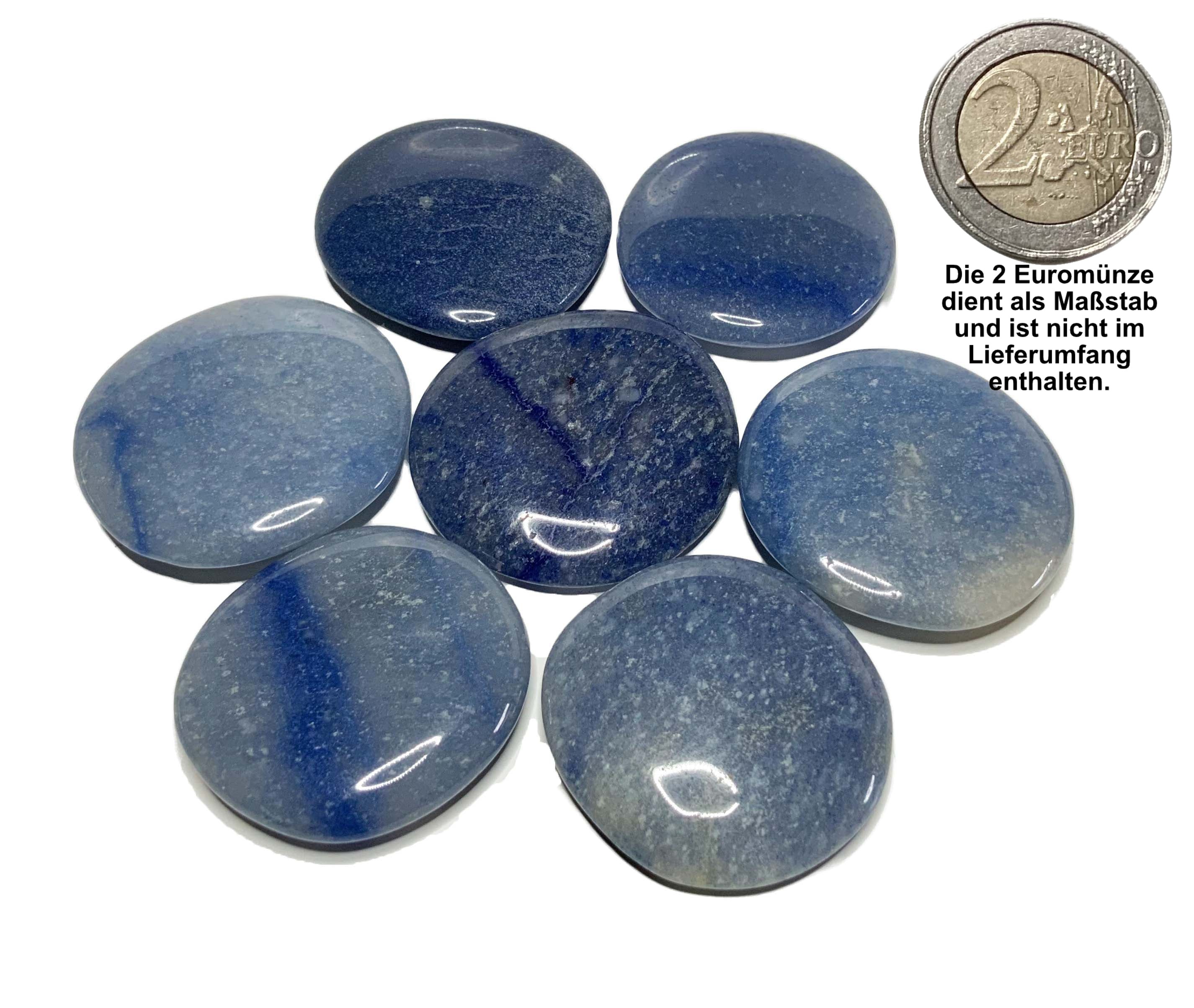Sammelbild von 7 Aventurin blau oder Blauquarz Scheibensteinen mit einer 2EORO Münze als Größenvergleich
