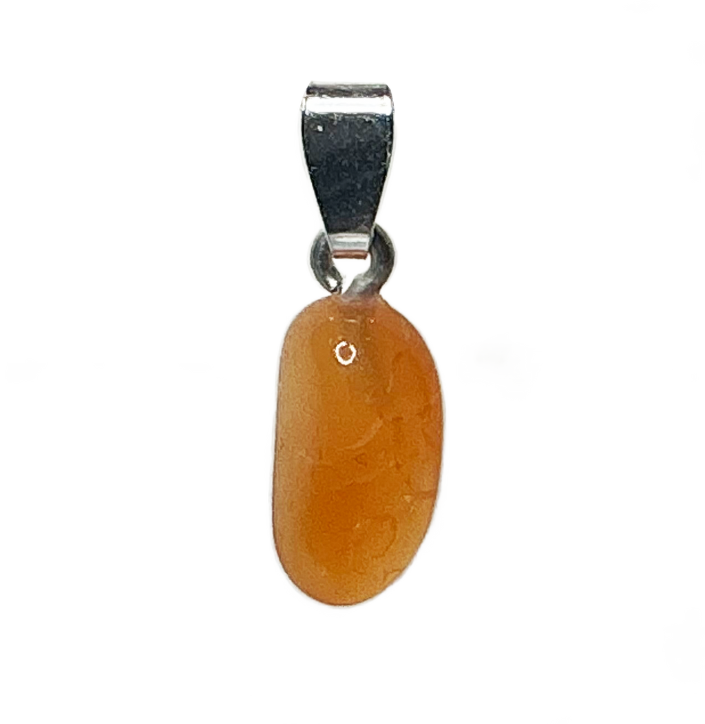 leuchtend oranger Feuropal mit Silberöse