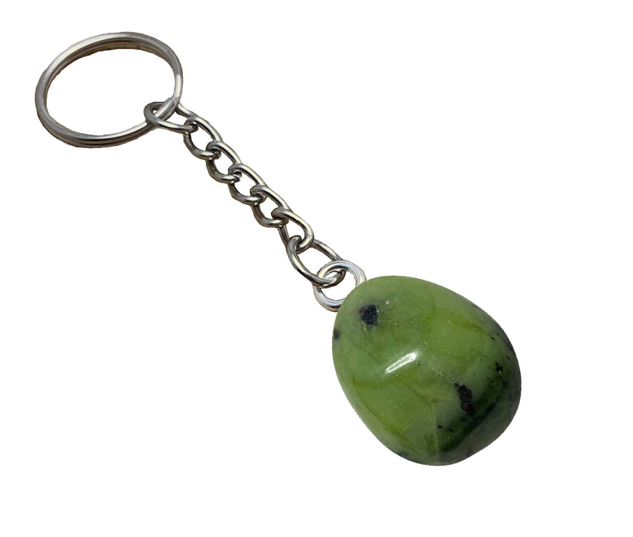 Nephrit an einer Kette mit Ring als Schlüsselanhänger